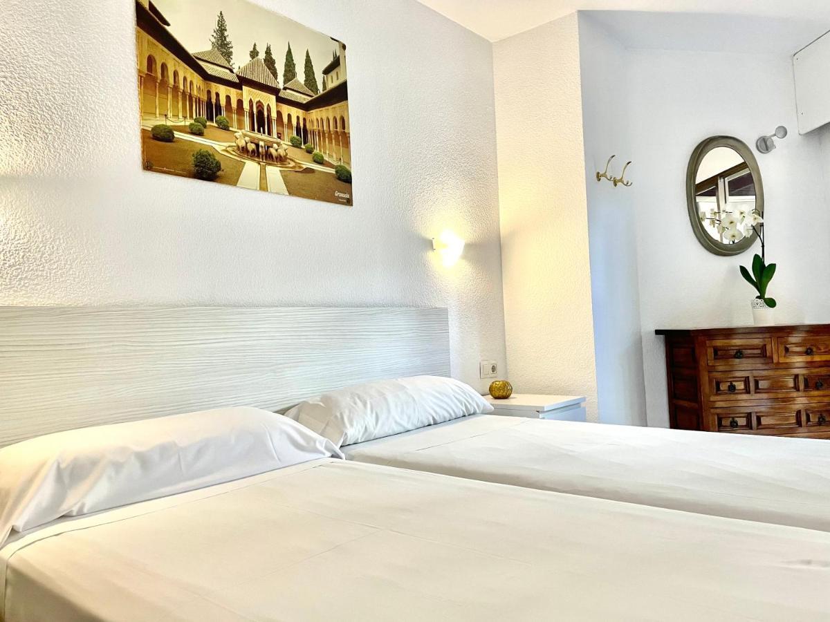 Apartamentos En Alquiler Chinasol Almuñécar Exteriör bild