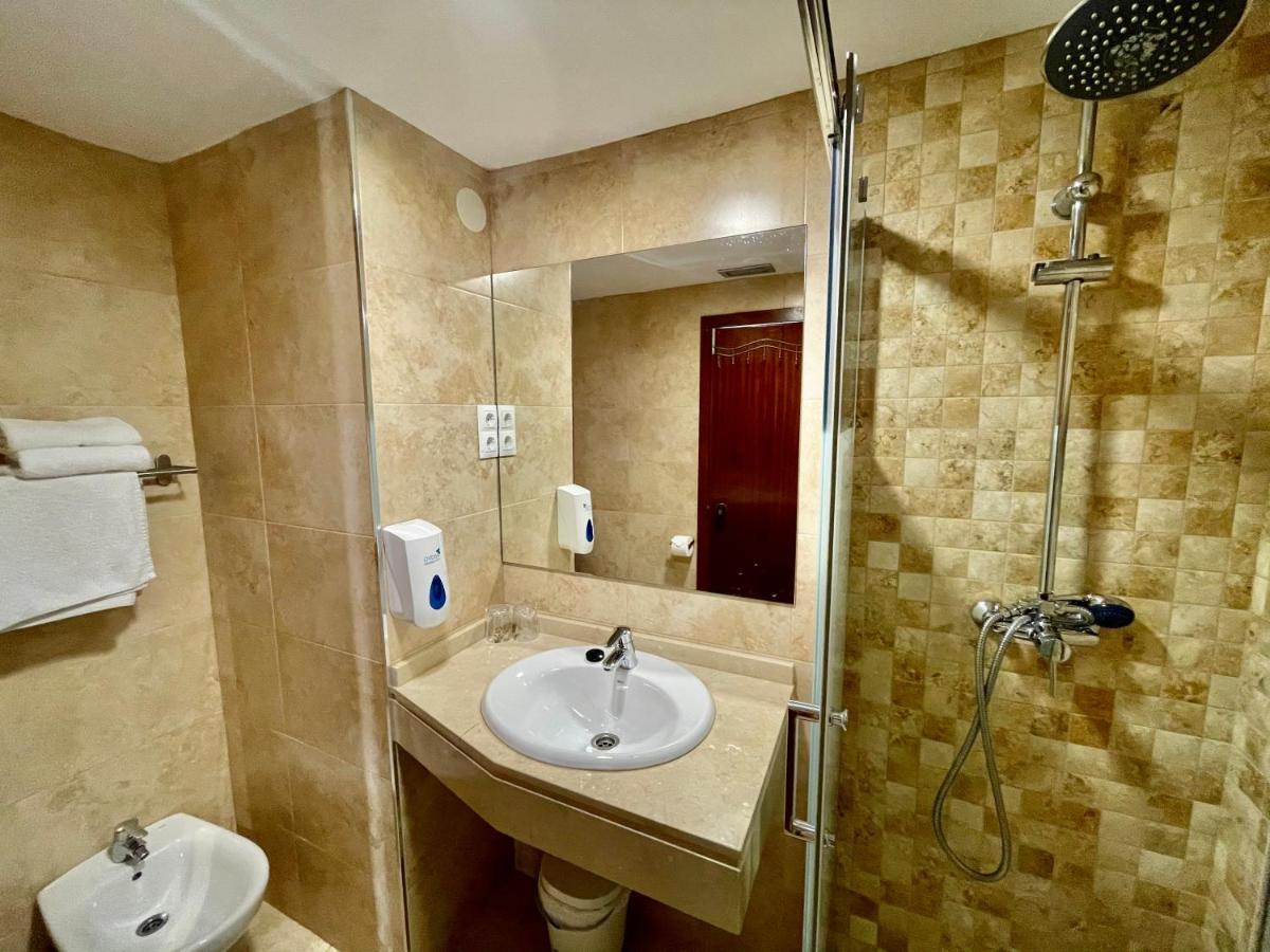 Apartamentos En Alquiler Chinasol Almuñécar Exteriör bild