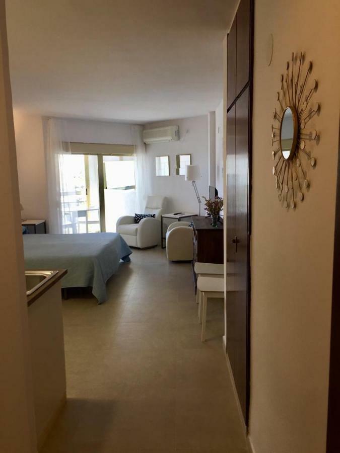 Apartamentos En Alquiler Chinasol Almuñécar Exteriör bild